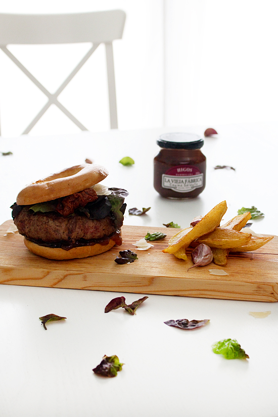 La-Dolce-Gula-Bagel-Burger-3