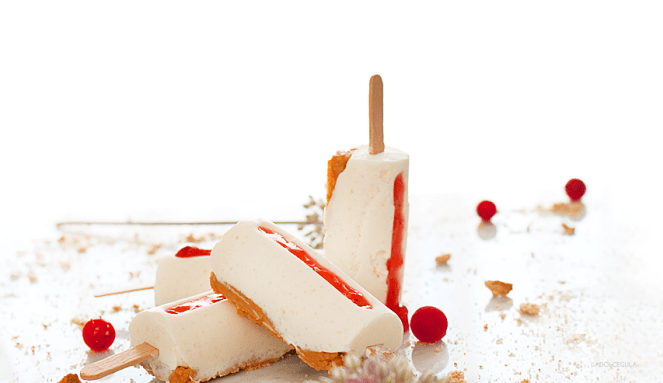 La-Dolce-Gula-Strawberry-Cheesecake-Popsicles-3