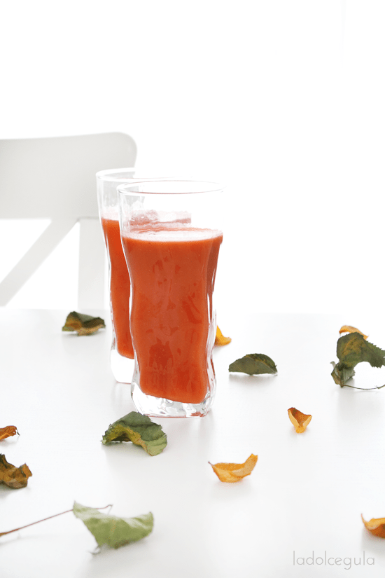 La-Dolce-Gula-Zumo-Pina-Znahoria-Frambuesas