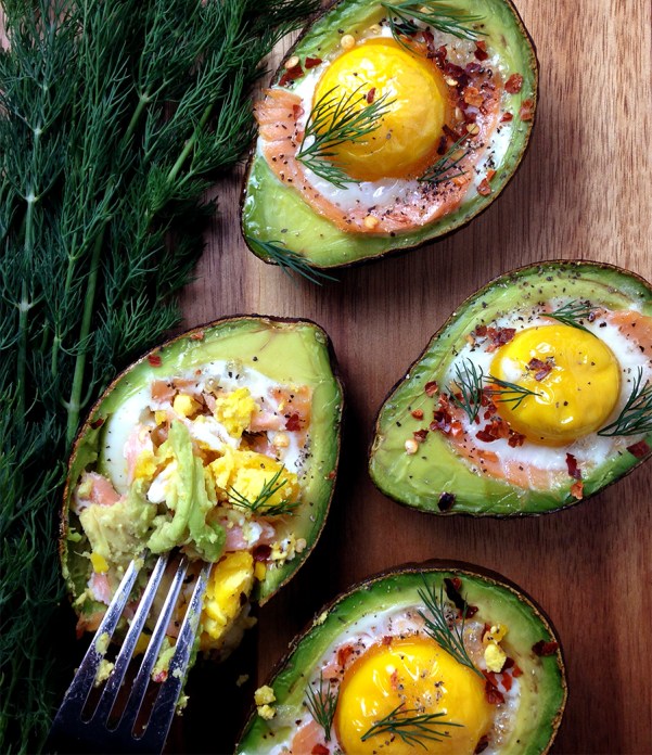 Smoked-Salmon-Egg-Stuffed-Avocado