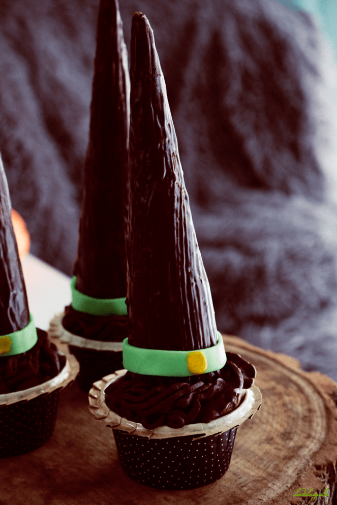WitchHat-Cupcakes-2