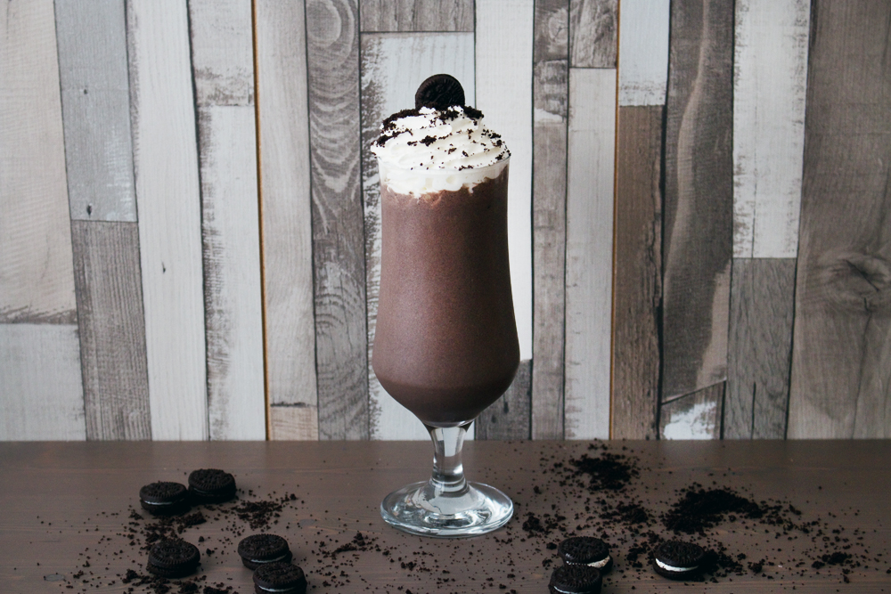 OREO-CHEESECAKE-MILKSHAKE OREO-CHEESECAKE-MILKSHAKE