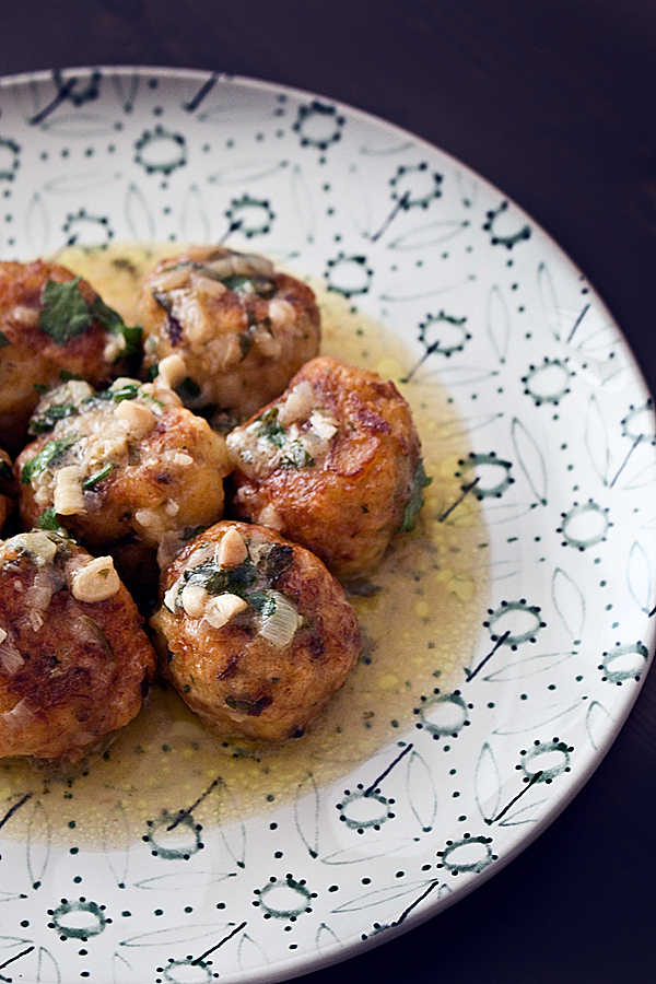 albondigas-merluza-salsa-verde-3