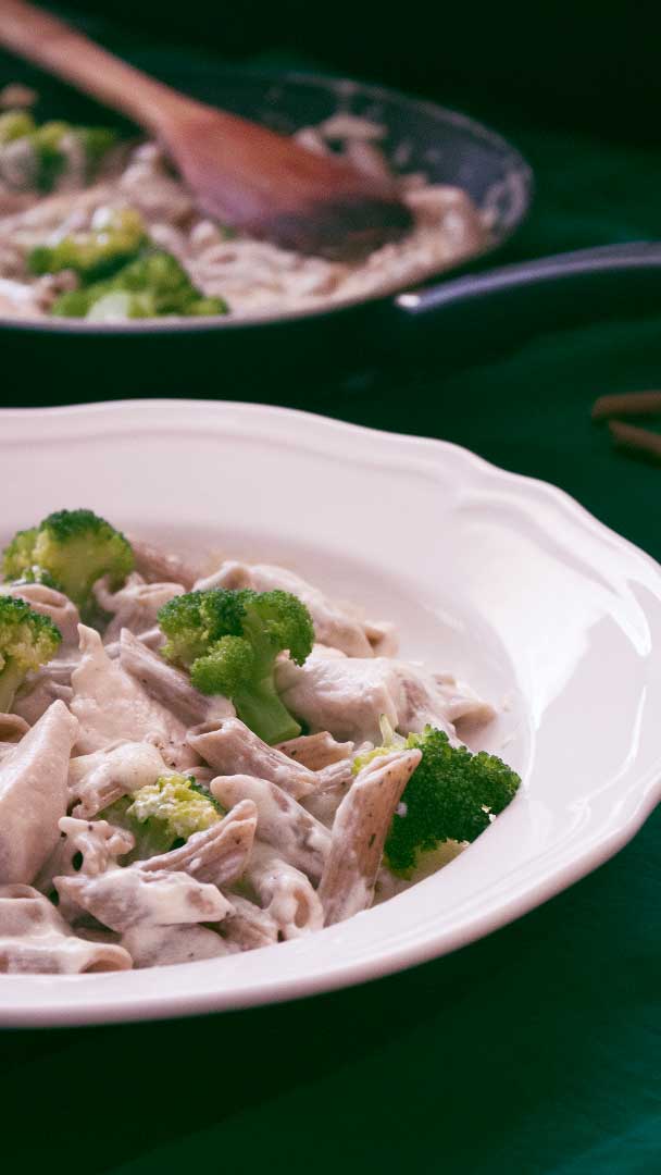 Alfredo Brócoli Pasta - La Dolce Gula 3