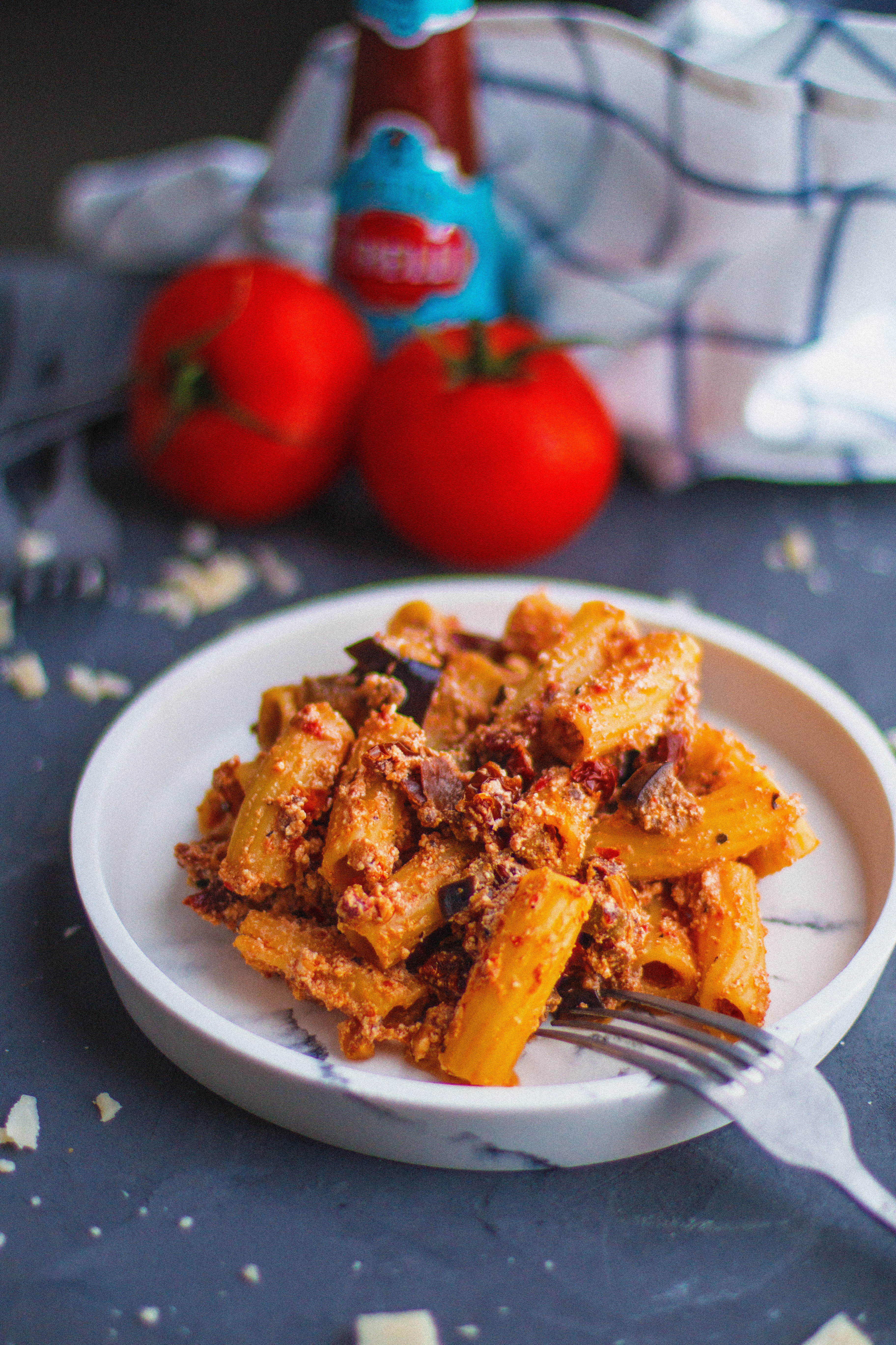 Rigatoni con Berenjena y Tomates
by Mery Olmedo - La Dolce Gula ©